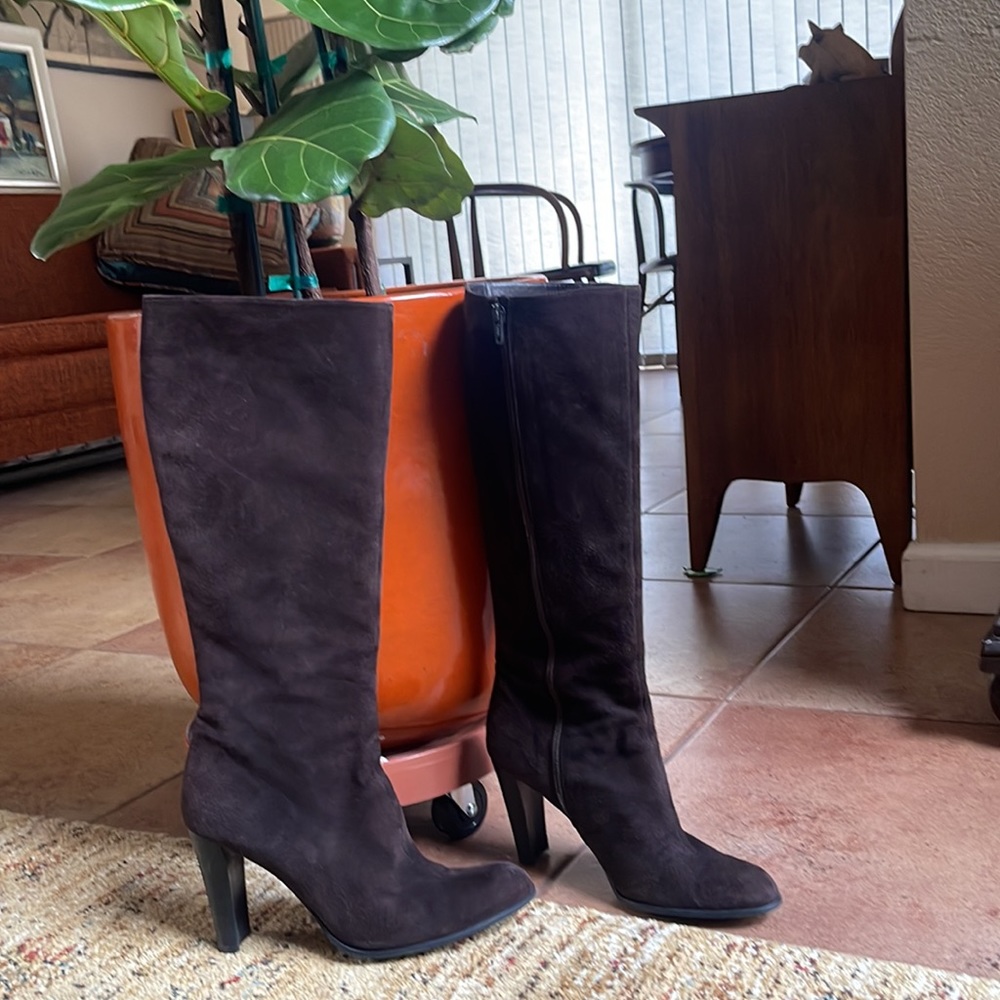 Size 7.5 - Picture 3 of 7